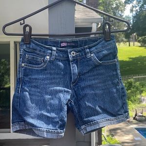 Levi’s denim shorts